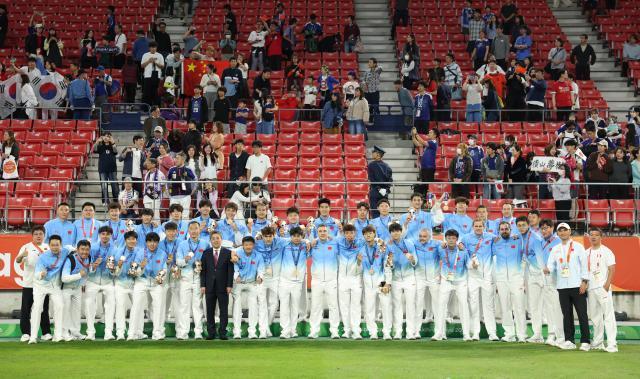 【观点】U23亚运队夺铜，但国足当务之急不是年轻化