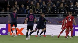 1791933731360065193.gif 赏金船长官网介绍图片